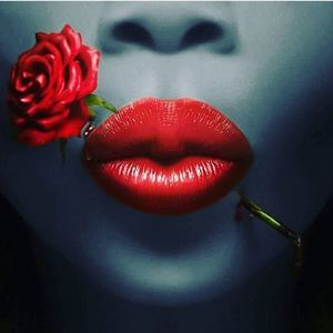 Meet your Posher, Chrystal